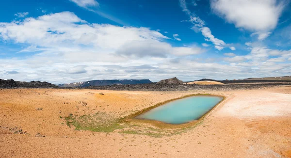 Piscina termale — Foto Stock