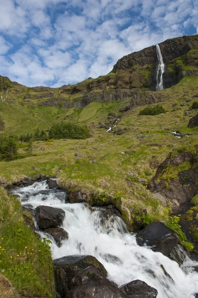 Waterval op IJsland — Stockfoto