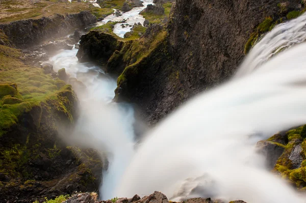 Fjallfoss — Zdjęcie stockowe