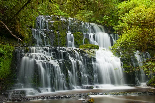 Водоспад Purakaunui — стокове фото