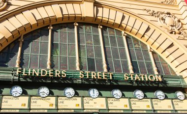 Flinders sokak istasyonu