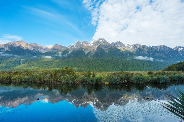 Laghi specchio — Foto Stock