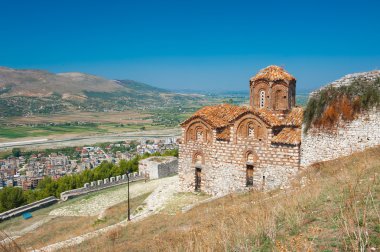 Kutsal Üçlü Kilisesi
