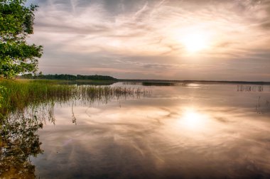 Sunset kanieris üzerinde