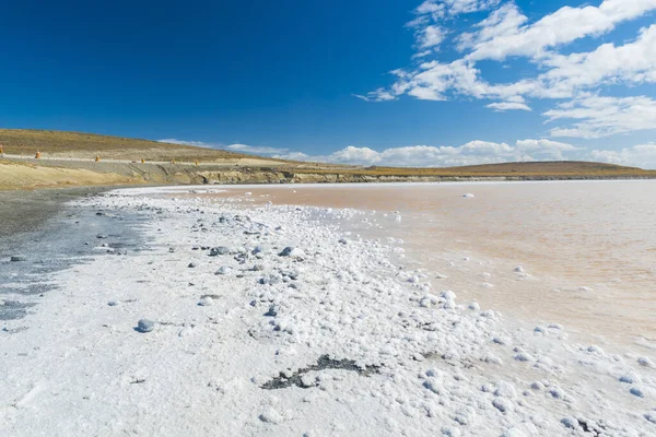 Lago Salado Con Piedras Recubiertas Cristal Tierra Del Fuego Argentina — Foto de Stock