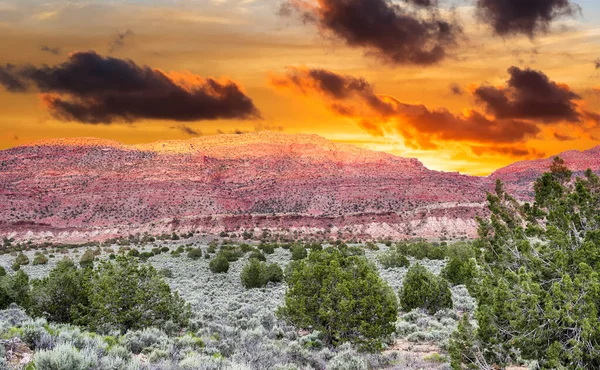 Puesta Sol Sobre Rocas Rojas Valley Fire State Park Nevada — Foto de Stock