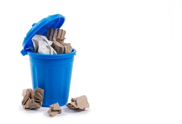 Prullenbak Met Papier Karton Recyclusconcept — Stockfoto