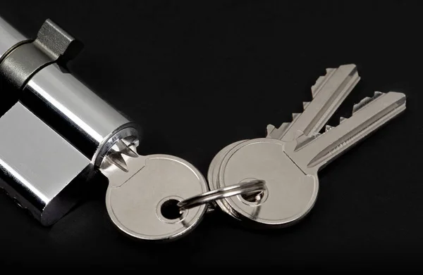 Door Lock Dark Background Key Cylinder Keys — Stock Photo, Image