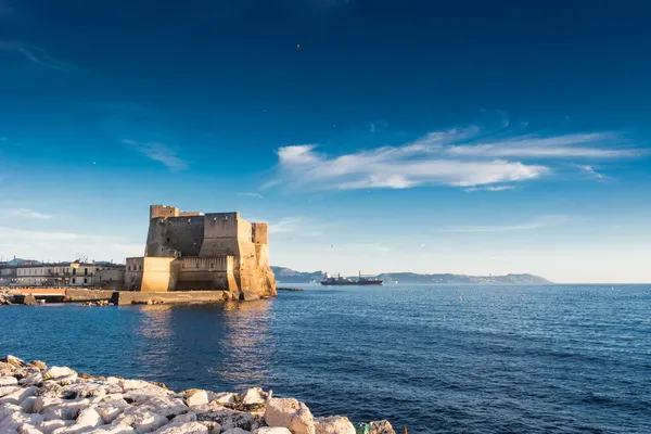 Castle  dell'Ovo and Naples Bay — Stock Photo, Image