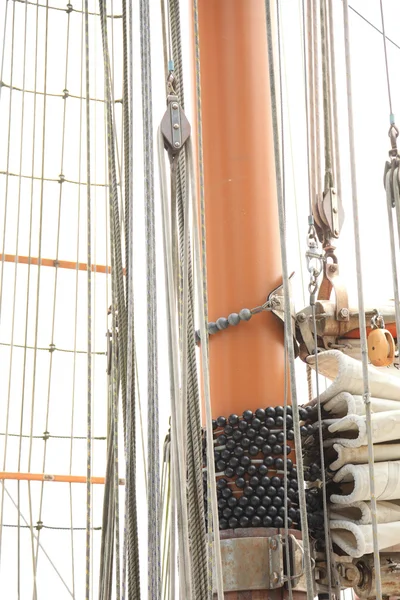 Ship rigging on old yacht — Stock Photo, Image