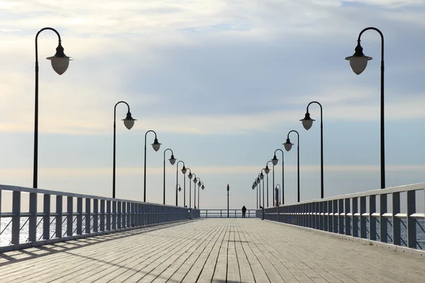 Pier di pagi hari. Orlowo, Gdynia Polandia . — Stok Foto