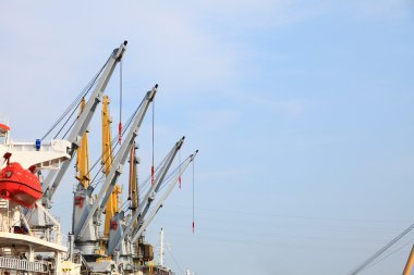 Sarı liman Vinci terminal seaport
