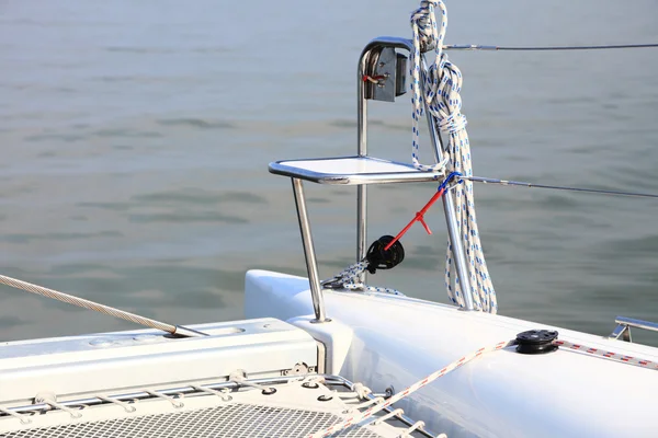 Sailboat winch and rope yacht detail — Stock Photo, Image