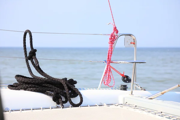 Sailboat winch and rope yacht detail — Stock Photo, Image