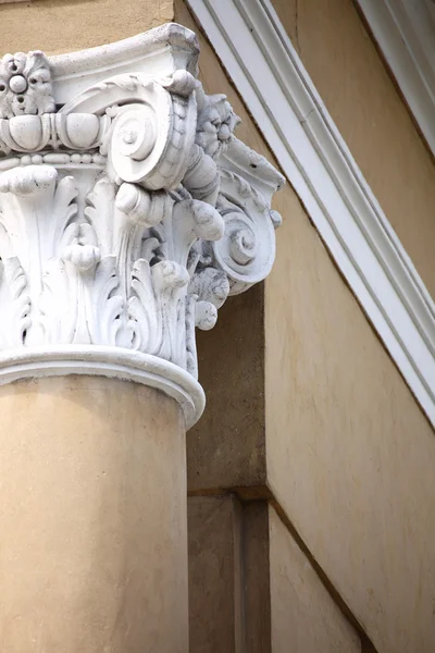 Classical pillars with portico detail — Stock Photo, Image