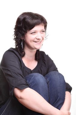 Gülümseyen kadın yalnız