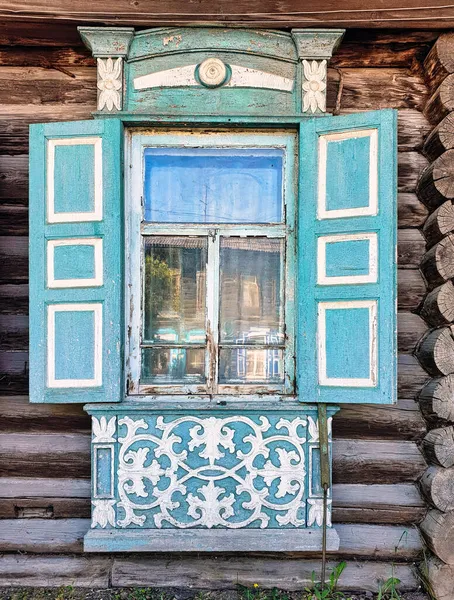 Verkleidungsbretter Aus Alten Holzfenstern Geschnitzt — Stockfoto