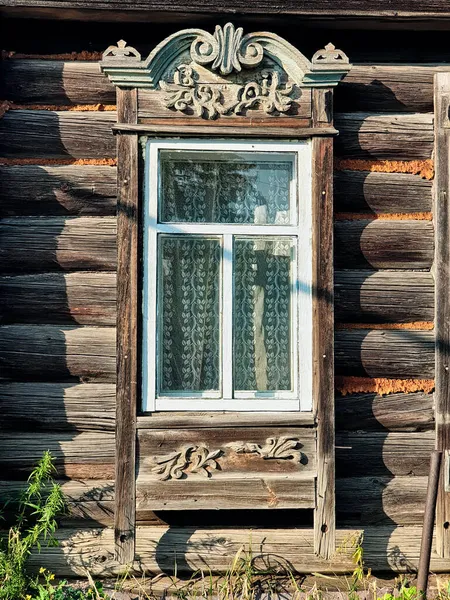 Verkleidungsbretter Aus Alten Holzfenstern Geschnitzt — Stockfoto