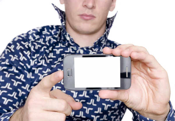 Uomo che mostra smart phone — Foto Stock