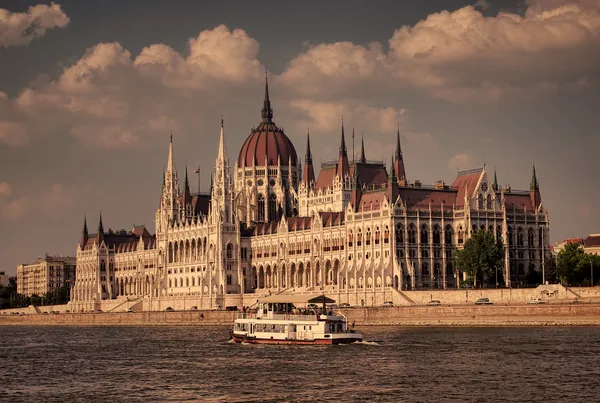 The Hungarian parliament, Budapest — Stock Photo, Image