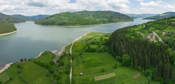 罗马尼亚的Bicaz湖 夏季风景 — 图库照片