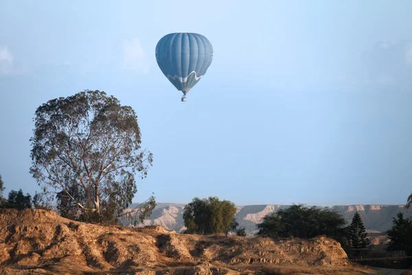 Ballon vliegen — Stockfoto