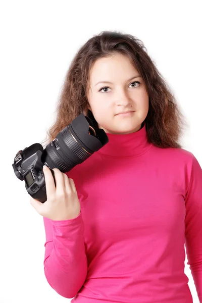 Hübsche lockige Mädchen mit Kamera isoliert — Stockfoto