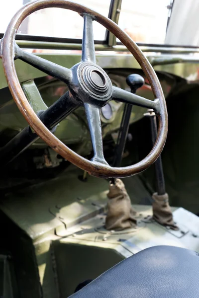 Dia de carro retro militar — Fotografia de Stock