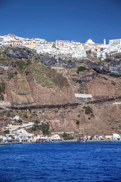 Stadt über dem Meer von Santorini in Griechenland — Stockfoto