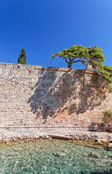 Wall at the sea, greece — Stock Photo, Image