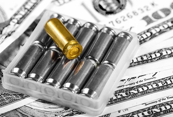 Sale of arms and ammunition — Stock Photo, Image