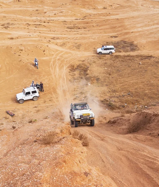 Carrera amateur en el desierto, día de verano . — Foto de Stock