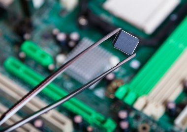 Cımbızlı bilgisayar çipi, elektronik 