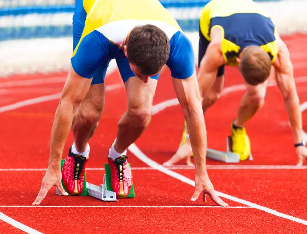 Atleten aan het begin — Stockfoto