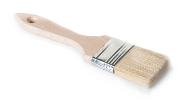 Beyaz izole arkaplanda yeni boya fırçası