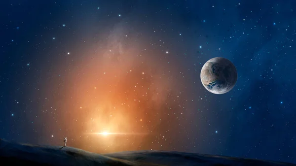 Fondo Espacial Astronauta Pie Tierra Montaña Con Nebulosa Colorida Planeta — Foto de Stock