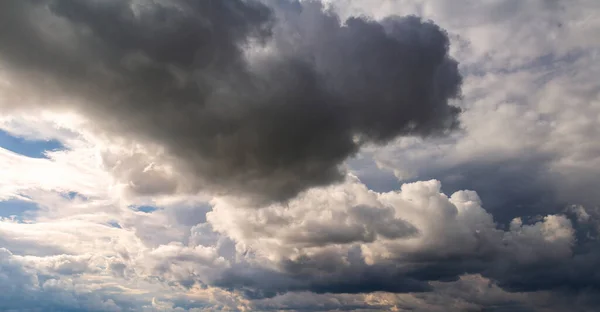 Majestoso Céu Nuvens Tempestade Cumulus Tempo Fundo — Fotografia de Stock