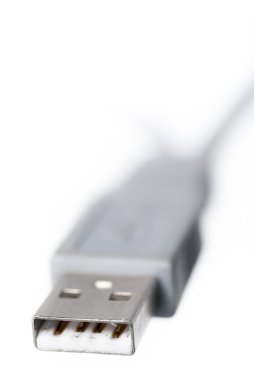 Makro usb konnektör beyaz arka plan.