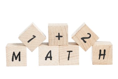 Matematik toplamı ile tahta bloklar.
