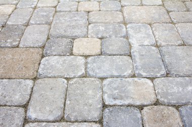 arka bahçeye beton döşeme veranda