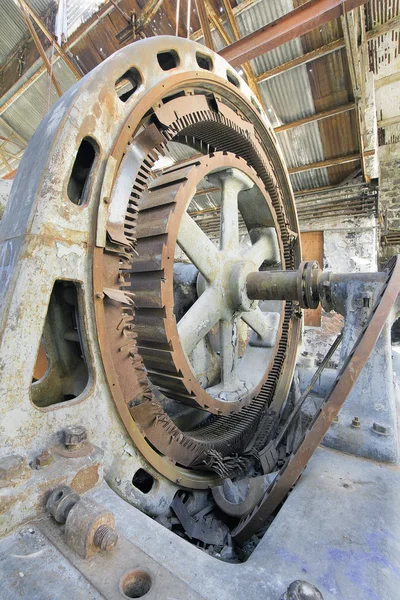 Ancienne centrale hydroélectrique Turbine — Photo