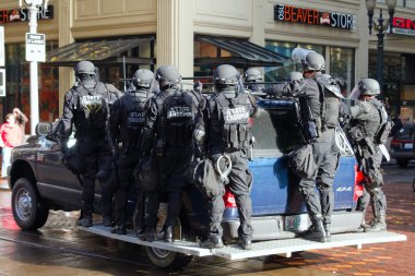 Oregon Eyalet polisi isyan dişli