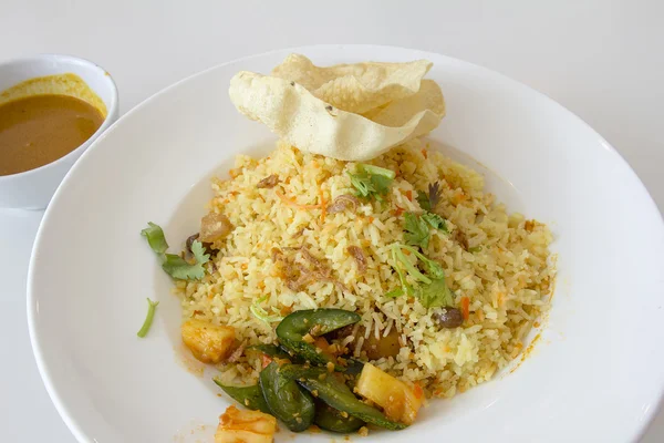 Plato de arroz indio Nasi Briyani — Foto de Stock