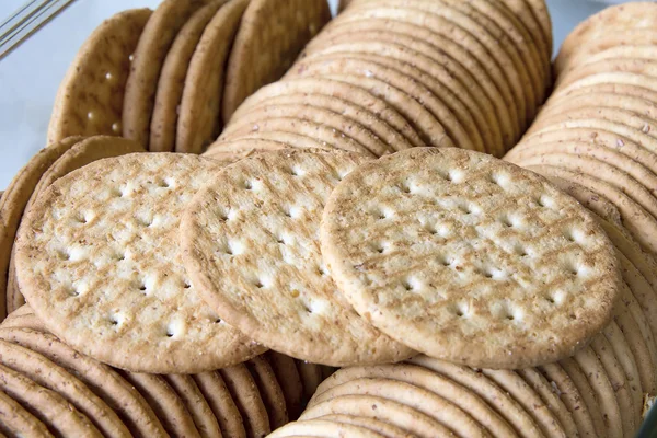 Round Whole Wheat Crackers Macro — Stock Photo, Image