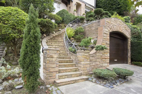 Stone Veneer Facade on Home Exterior — Stock Image Stone Veneer Facade on Home Exterior Stock Picture