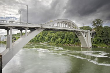 Oregon city Köprüsü willamette Nehri üzerinde