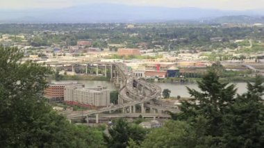 marquam Bridge şehir manzaralı şehir merkezinde willamette Nehri üzerinde trafik timelapse portland oregon 1920 x 1080