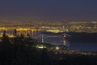 Vancouver bc cityscape mavi bir saatte