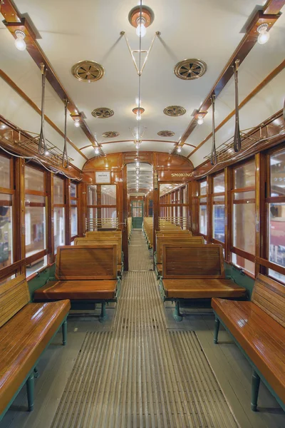 Velho Tram Histórico Restaurado Interior — Fotografia de Stock