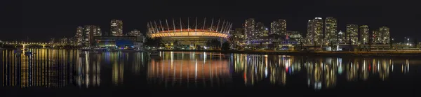 Vancouver BC City Skyline Noite cena Panorama — Fotografia de Stock
